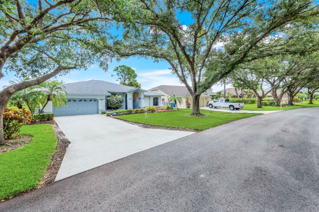 9371 Windlake Dr, Fort Myers, FL 33967