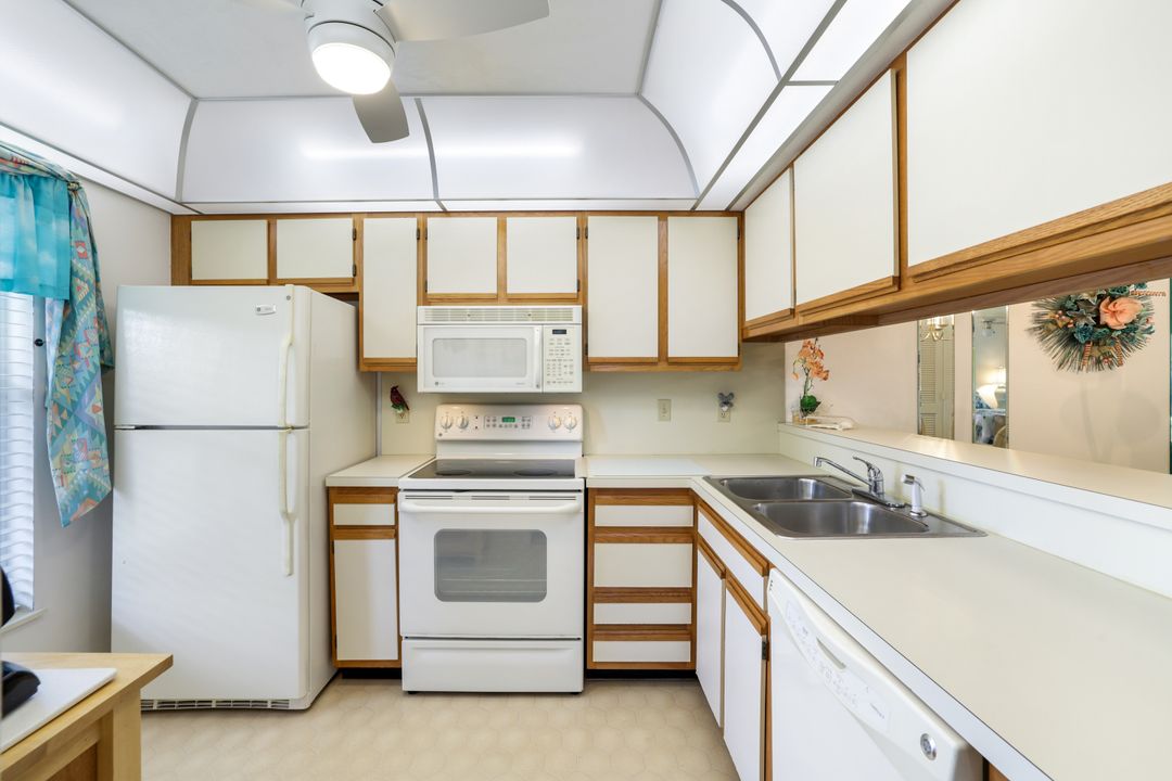 837 W Elkcam Cir, Unit 425 - Marco Island, FL 34145