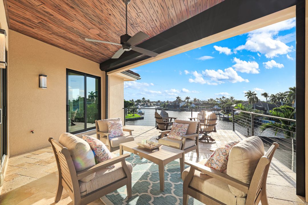80 Anchor Ct, Marco Island, FL 34145