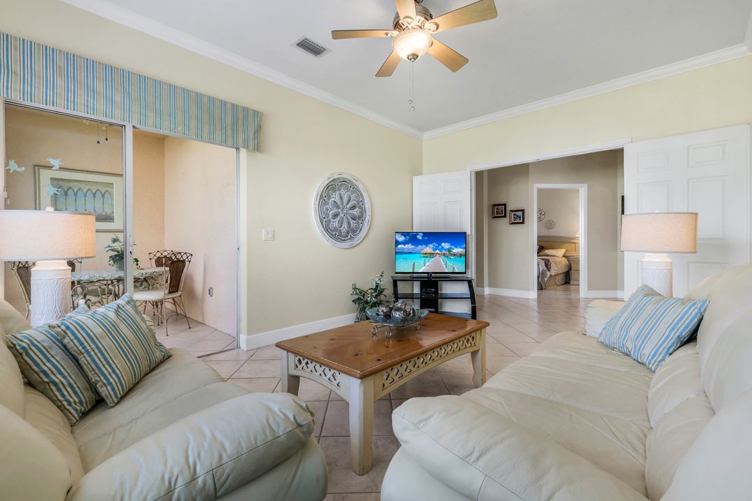 5650 Northboro Dr #102, Naples, FL 34110