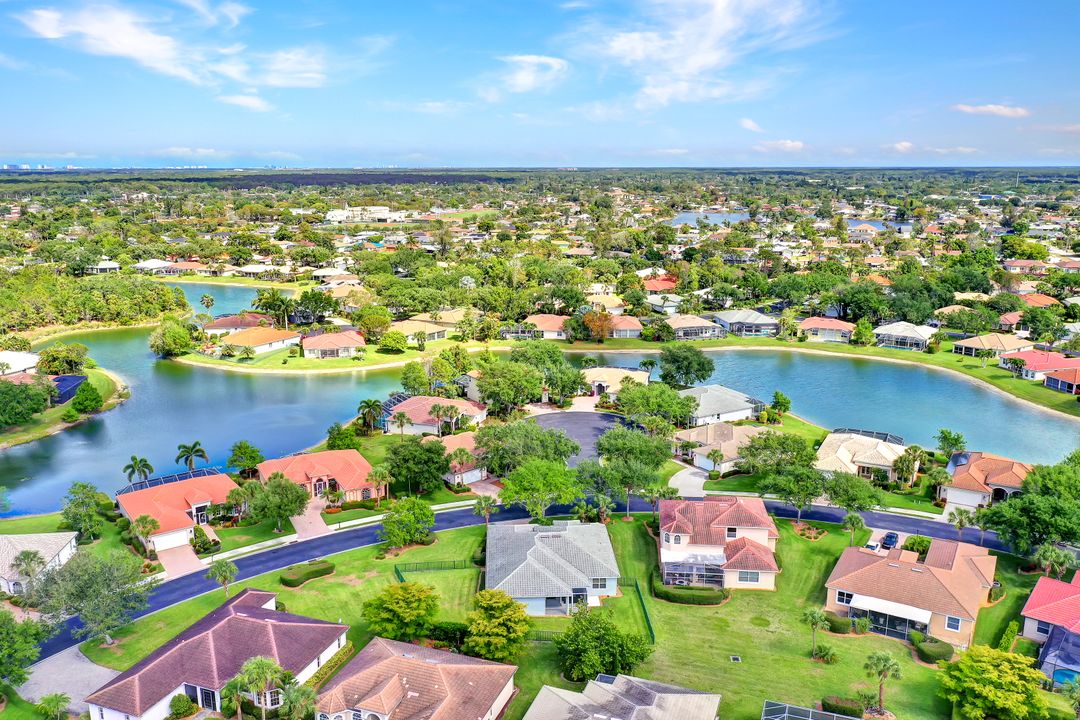 3967 Ruxton Rd, Naples, FL 34116