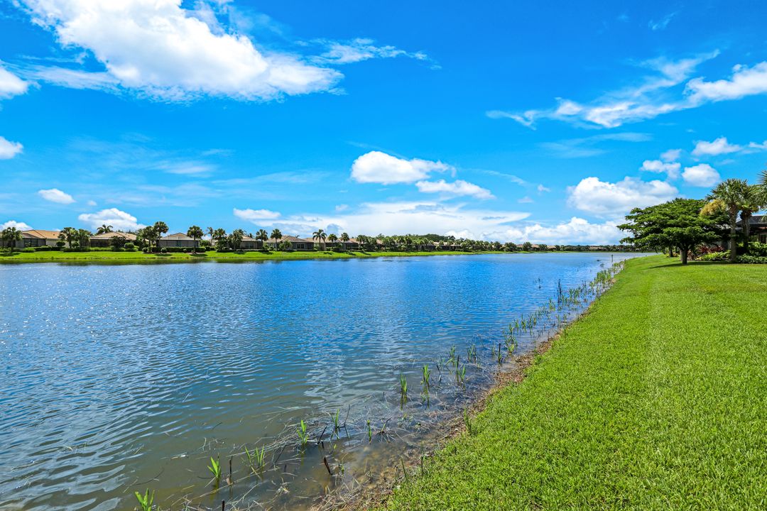 10437 Solaro St, Fort Myers, FL 33913