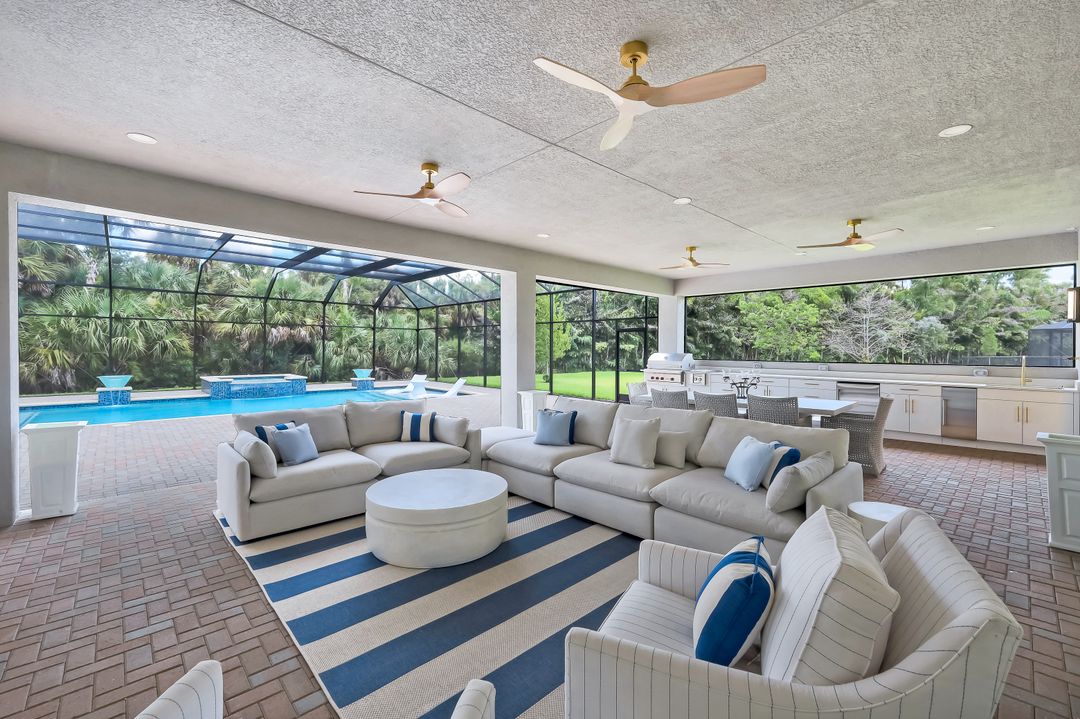 12063 Azalea Wy, Naples, FL 34120