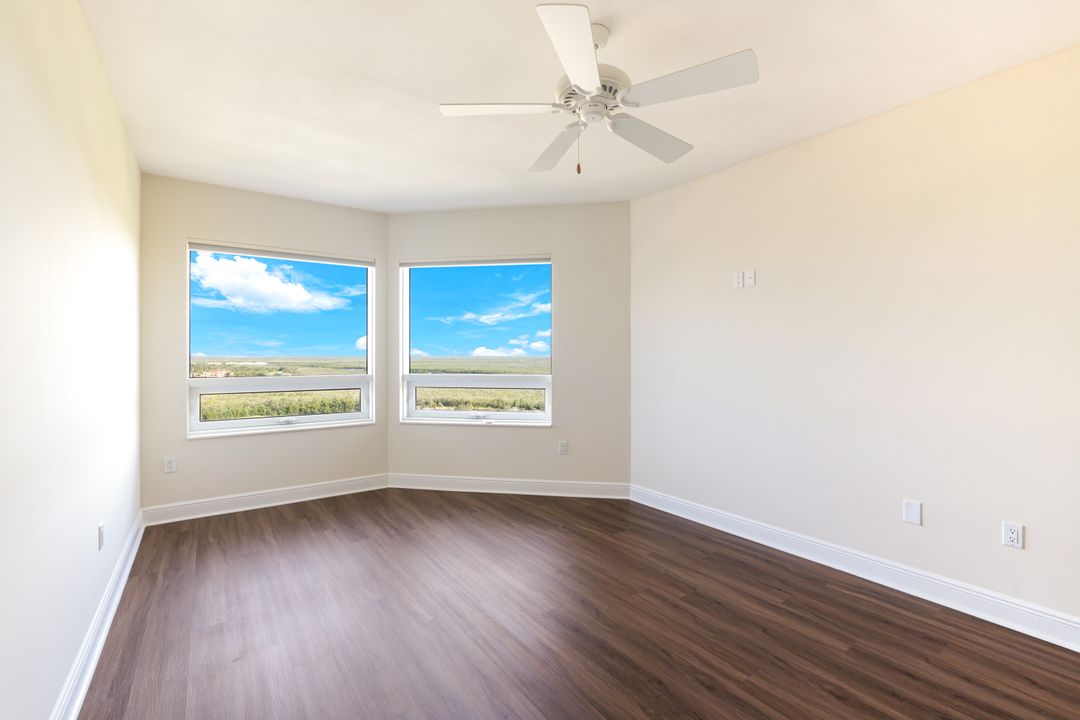 1060 Borghese Ln #1402, Naples, FL 34114