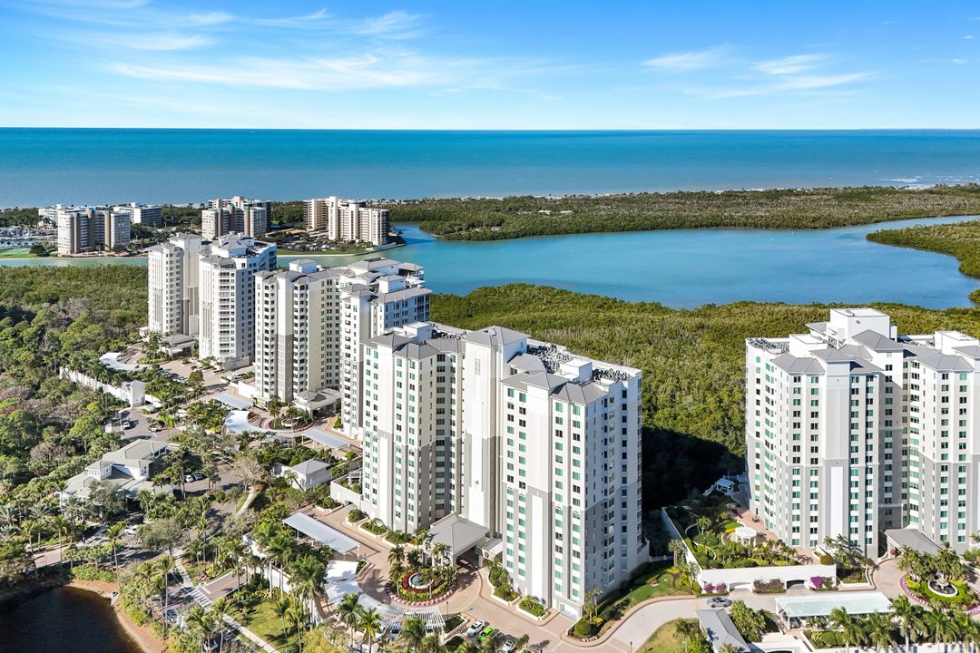 275 Indies Way #1606, Naples, FL 34110
