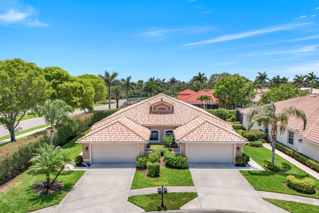 6504 Castlelawn Pl, Naples, FL 34113