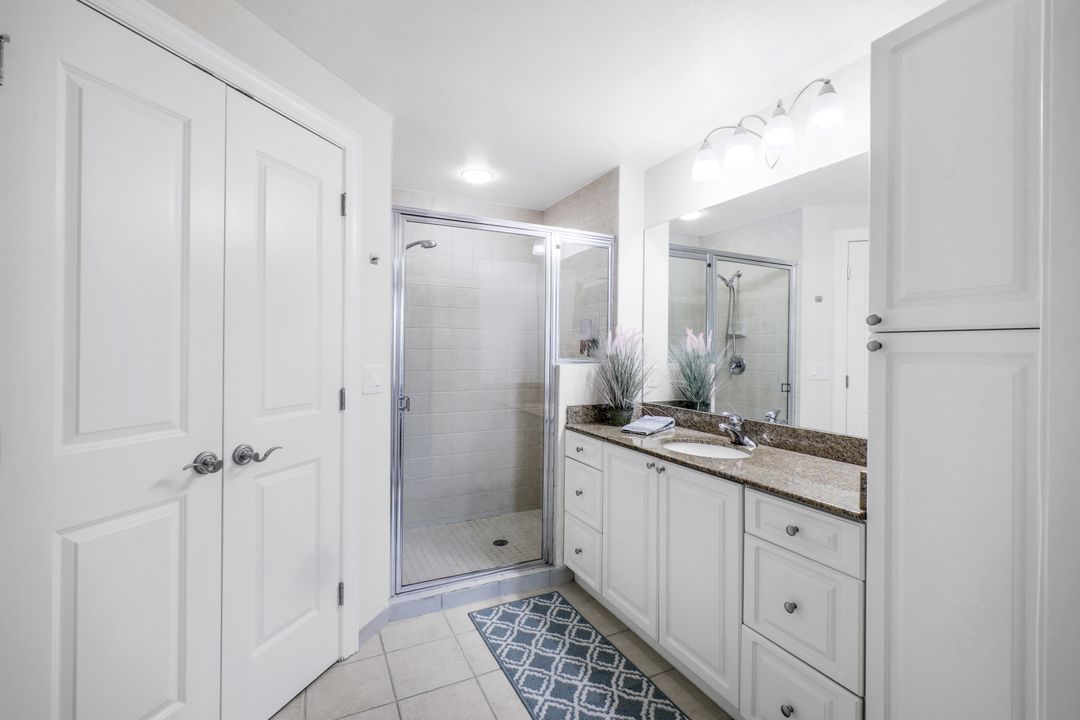 2825 Palm Beach Blvd #316, Fort Myers, FL 33916