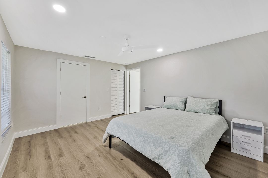 105 Blue Ridge Dr, Naples, FL 34112