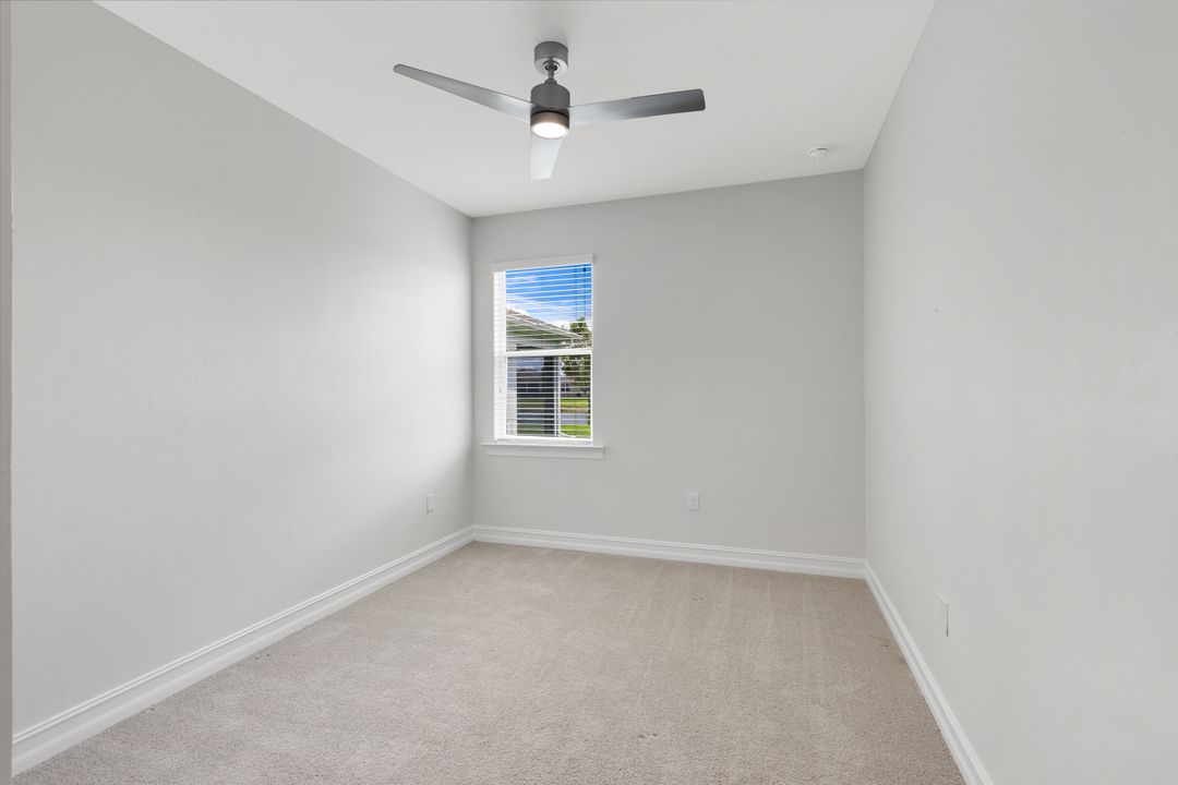 421 Coral Reef Pl, Cape Coral, FL 33993