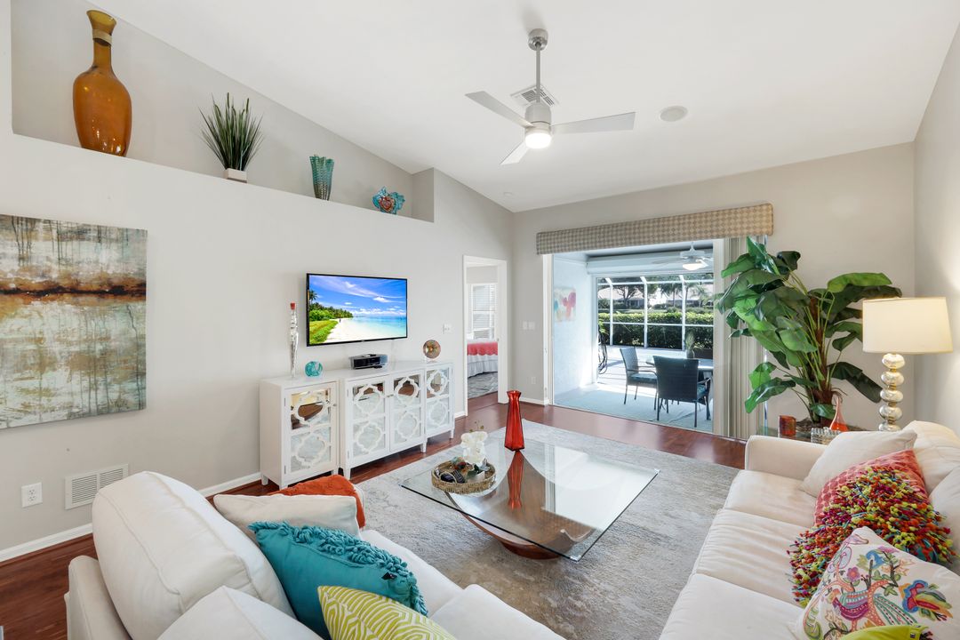 2150 Stacil Cir, Naples, FL 34109