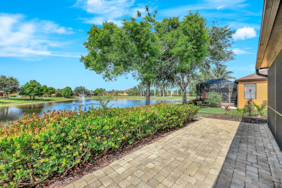 3737 Pino Vista Way, Estero, FL 33928