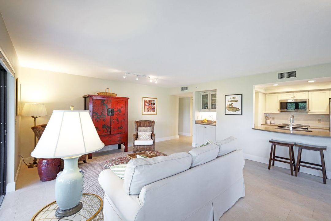 6080 Pelican Bay Blvd #A-202, Naples, FL 34108