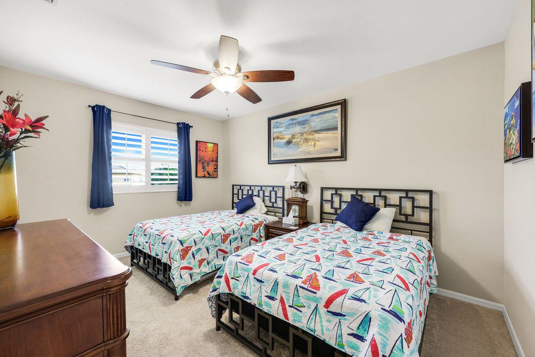 8493 Laurel Lakes Blvd, Naples, FL 34119