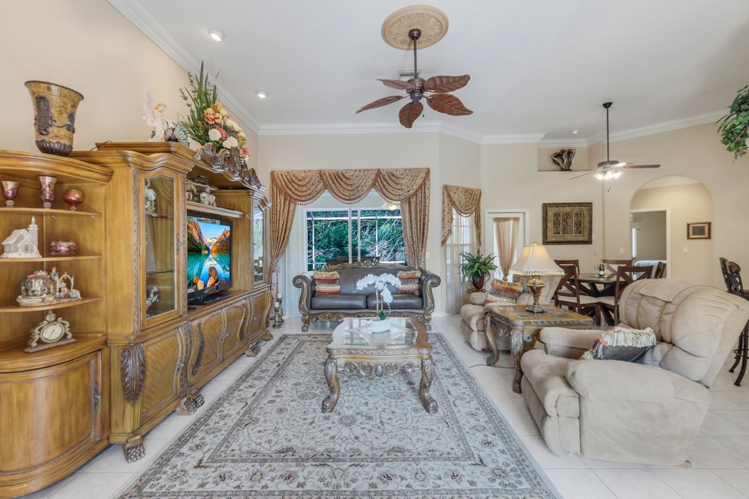 128 Heritage Way, Naples, FL 34110
