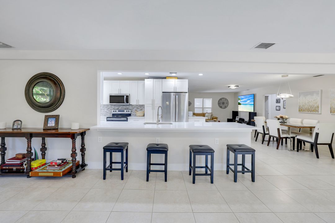 2855 66th St SW, Naples, FL 34105