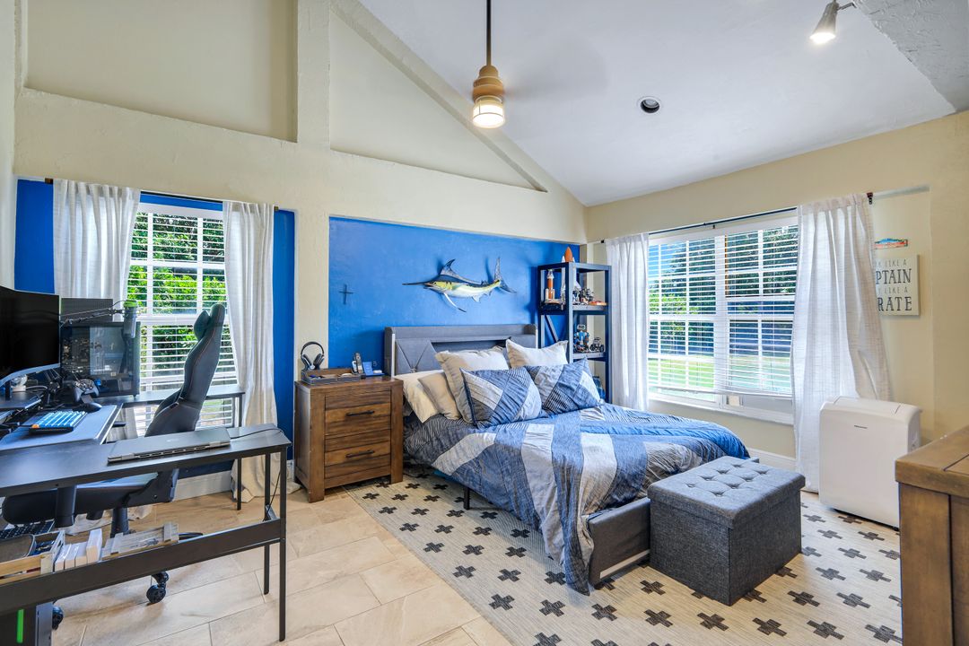 6342 Scott Ln, Fort Myers, FL 33966