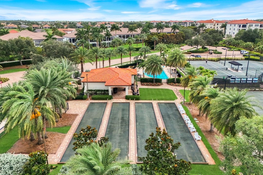 16358 Corsica Way #201, Naples, FL 34110