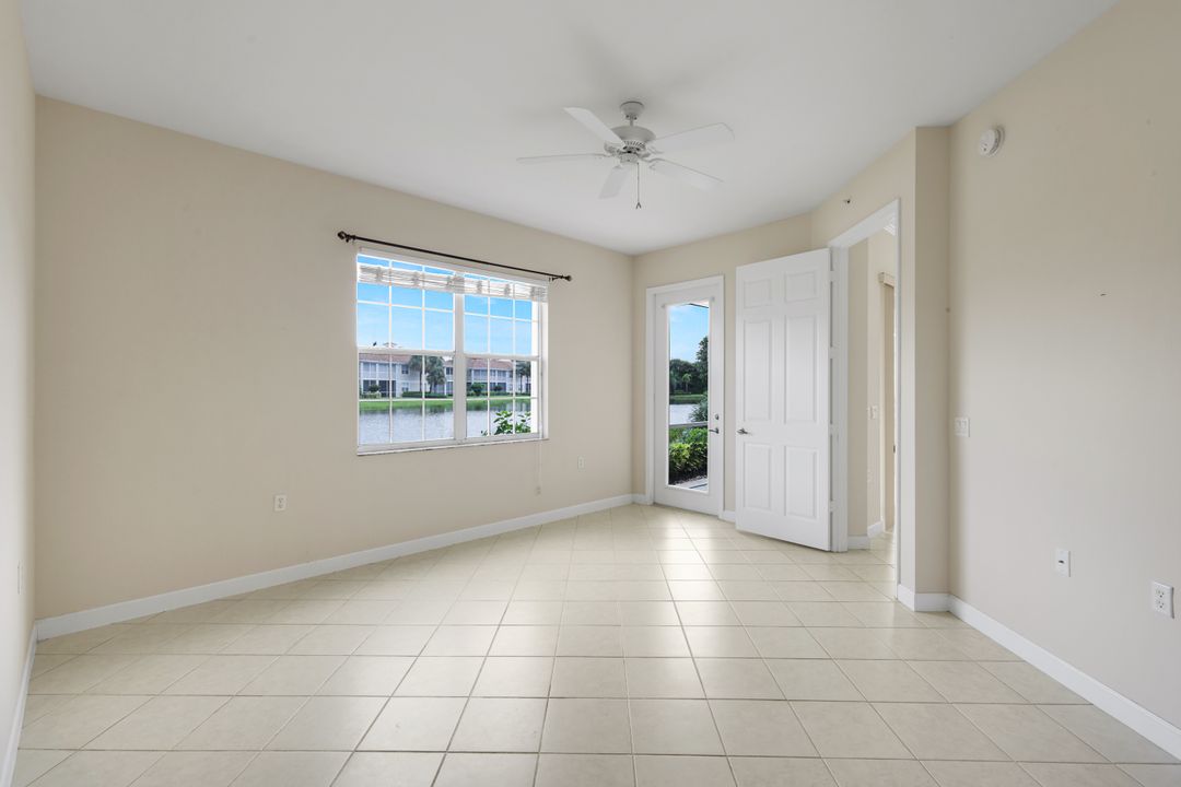 3058 Driftwood Way #4407, Naples, FL 34109