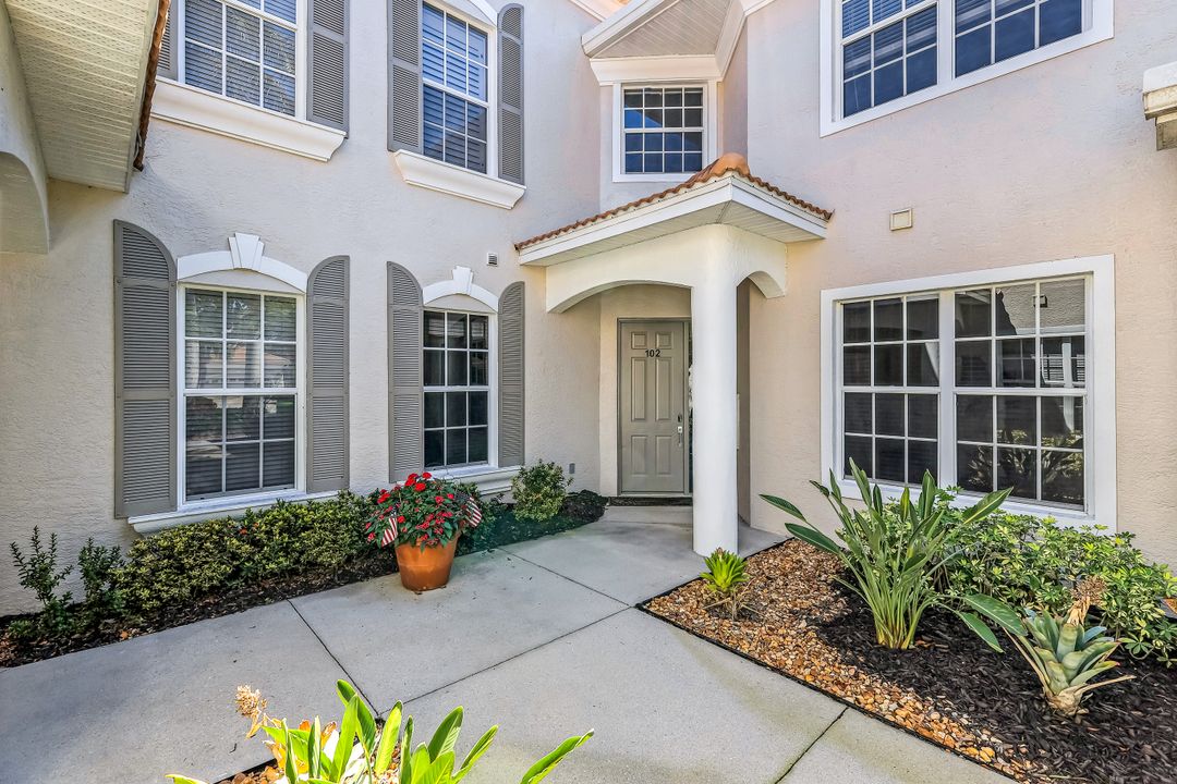 4780 Shinnecock Hills Ct #102, Naples, FL 34112