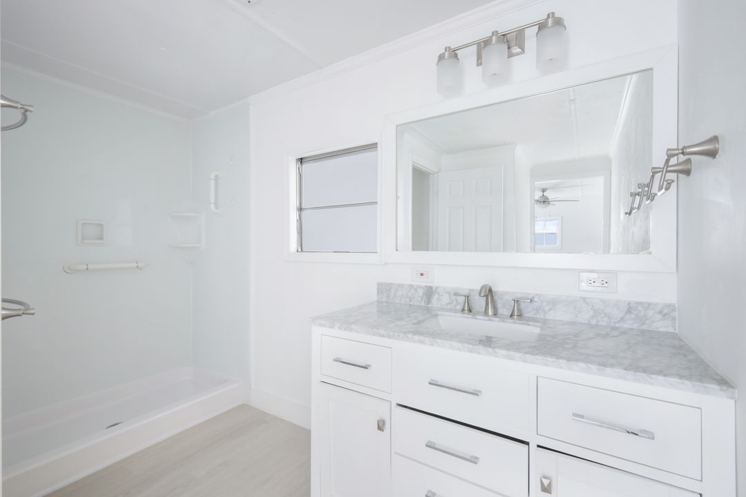 11340 Azalea Ln, Fort Myers Beach, FL 33931