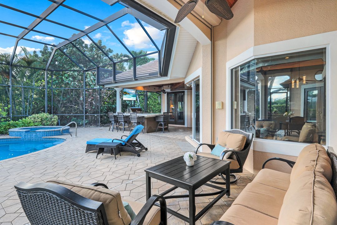 15295 Pembroke Point, Naples, FL 34110