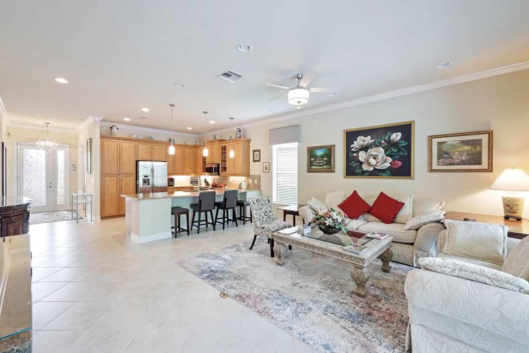 11292 Sparkleberry Dr, Fort Myers, FL 33913