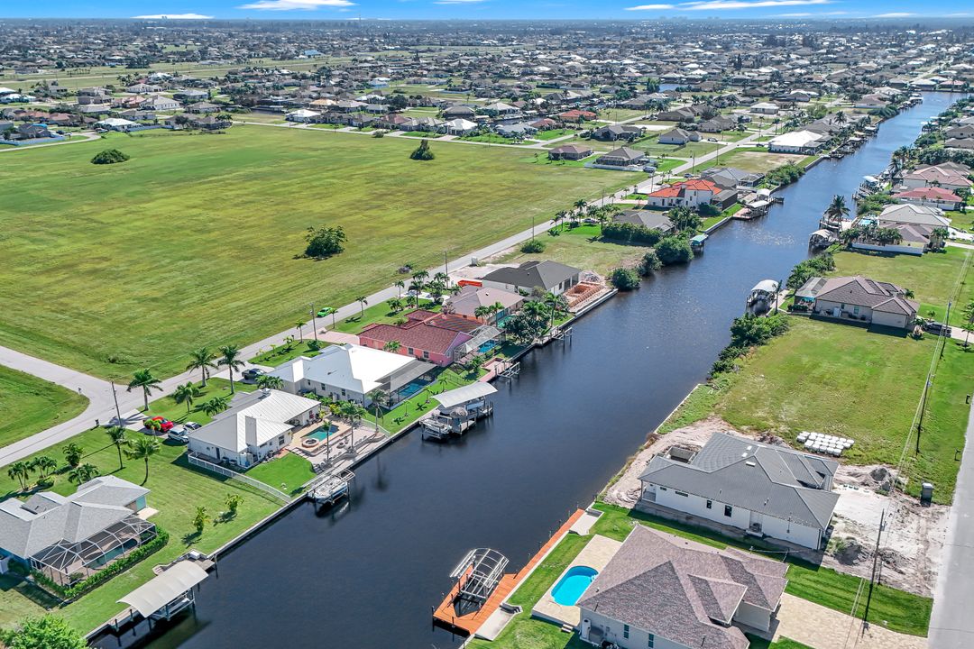 718 NW 36th Ave, Cape Coral, FL 33993
