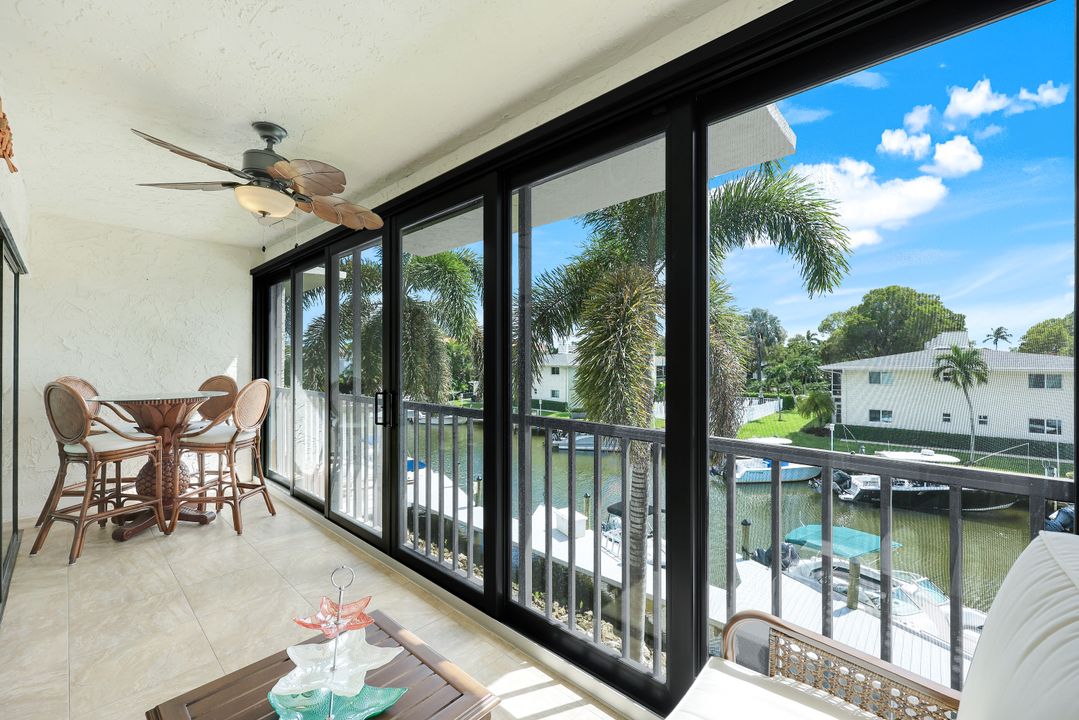 1400 Blue Point Ave #202, Naples, FL 34102