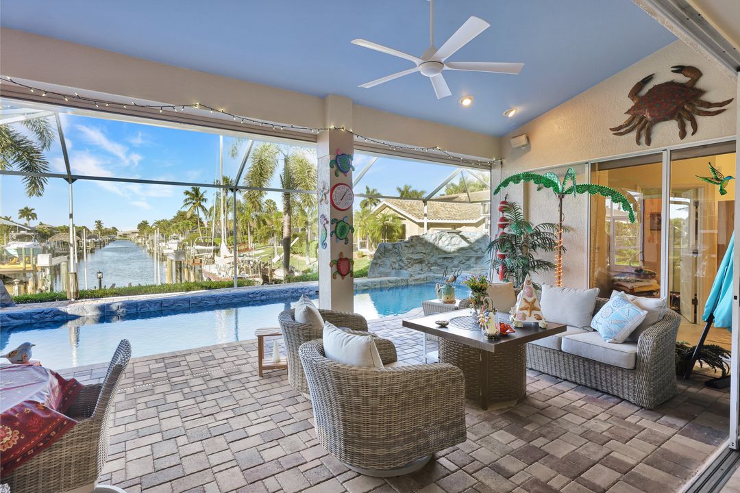 907 SW 51st Terrace, Cape Coral, FL 33914