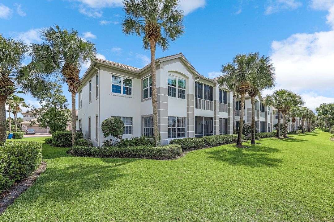 10352 Autumn Breeze Dr #202, Bonita Springs, FL 34135