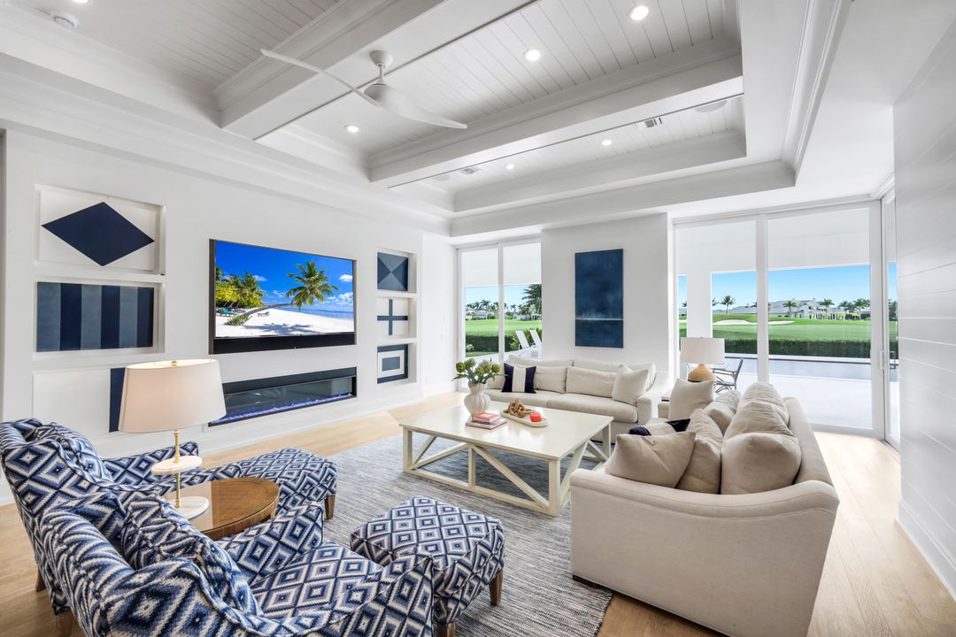 16744 Prato Way, Naples, FL 34110