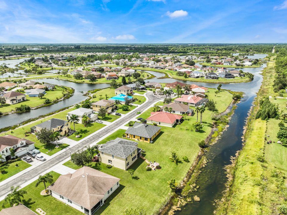 18261 Pine Nut Ct, Lehigh Acres, FL 33972