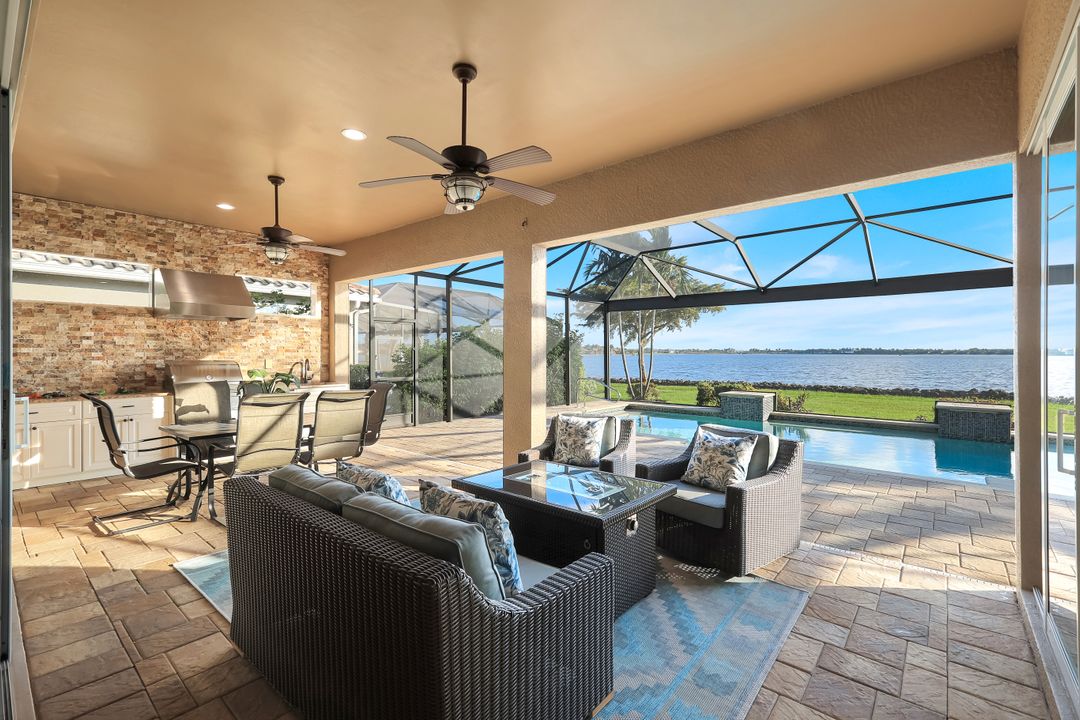 9305 Quarry Dr, Naples, FL 34120