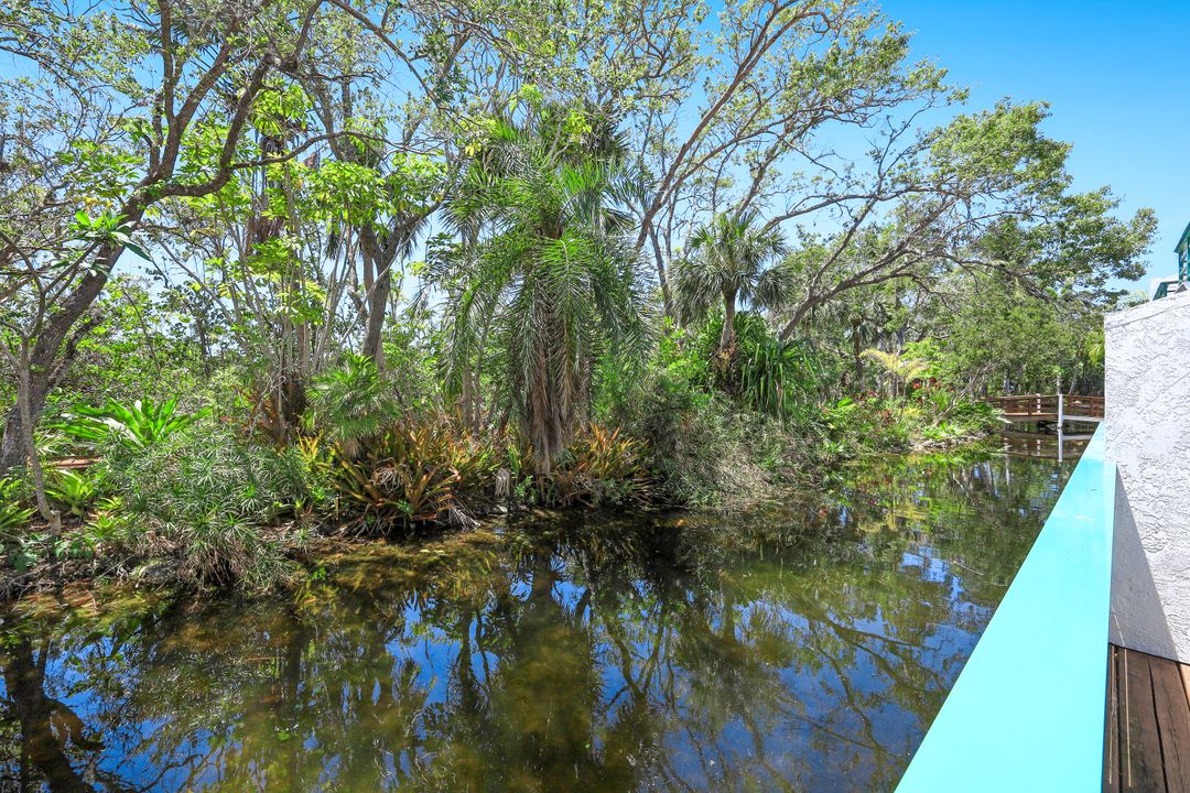 2182 Anchorage Ln #A, Naples, FL 34104