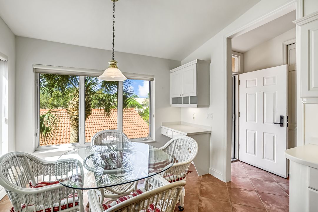 2385 Hidden Lake Dr #2, Naples, FL 34112