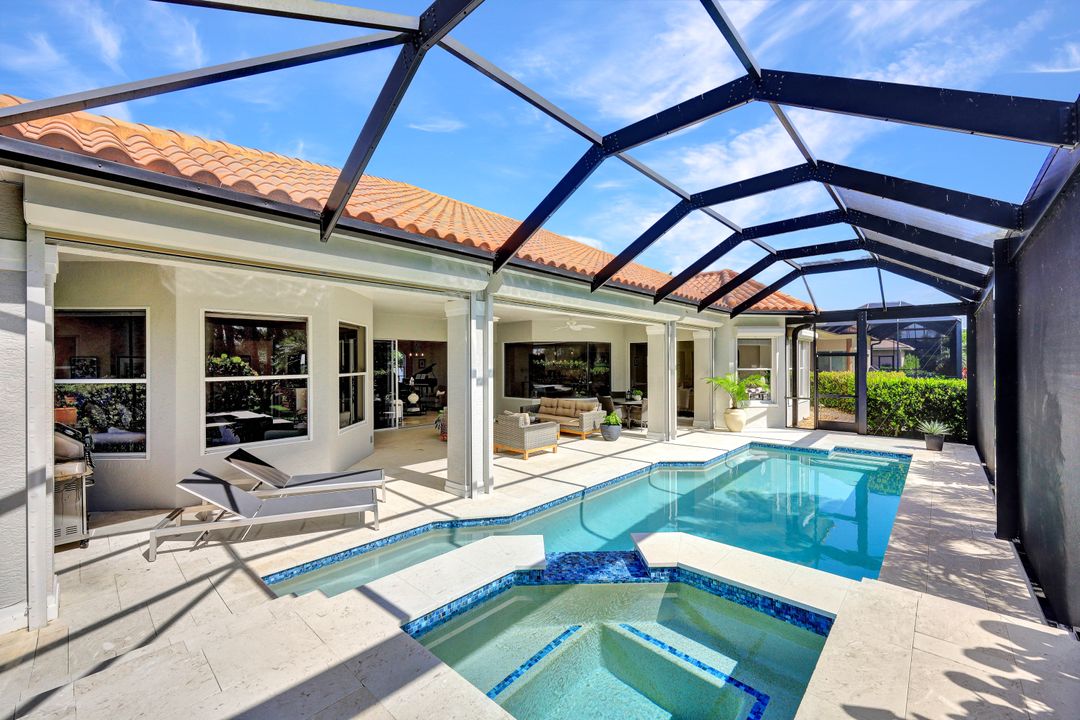 8028 Tiger Lily Dr, Naples, FL 34113