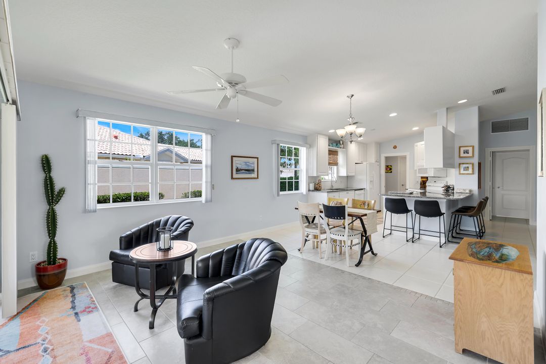 3343 Cayman Ln, Naples, FL 34119