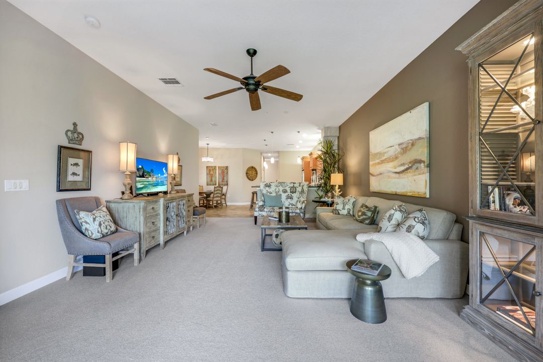 8721 Piazza Del Lago Cir #203, Estero, FL 33928