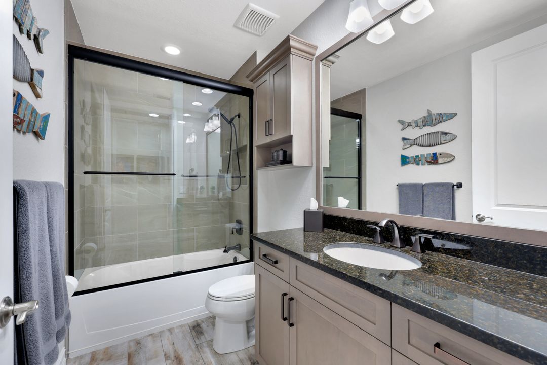 7801 Hawthorne Dr #2701, Naples, FL 34113