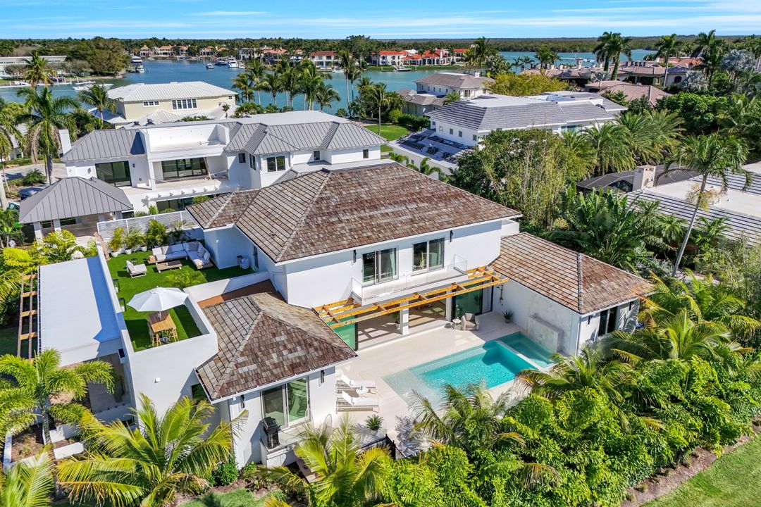 14 Sabre Ln, Naples, FL 34102