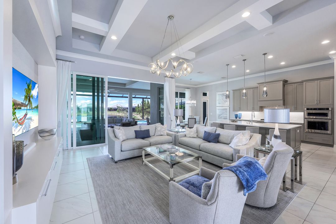 6215 Union Island Wy, Naples, FL 34113