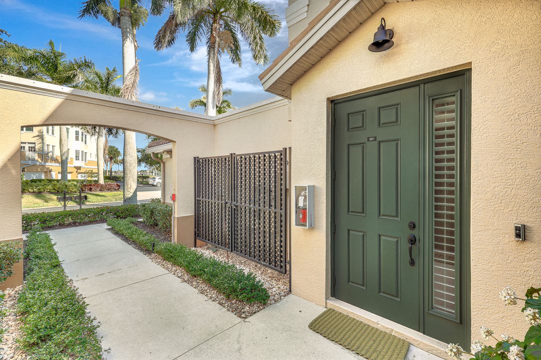 11089 Harbour Yacht Ct #201, Fort Myers, FL 33908