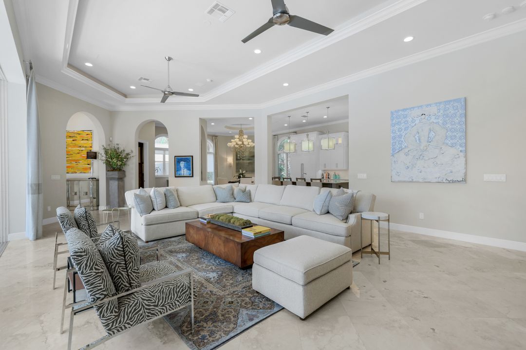 12338 Collier's Reserve Dr, Naples, FL 34110