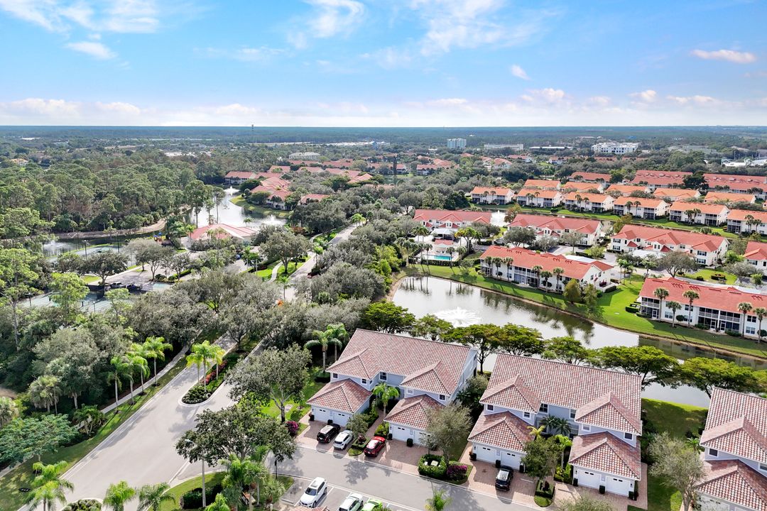 5600 Northboro Dr #201, Naples, FL 34110