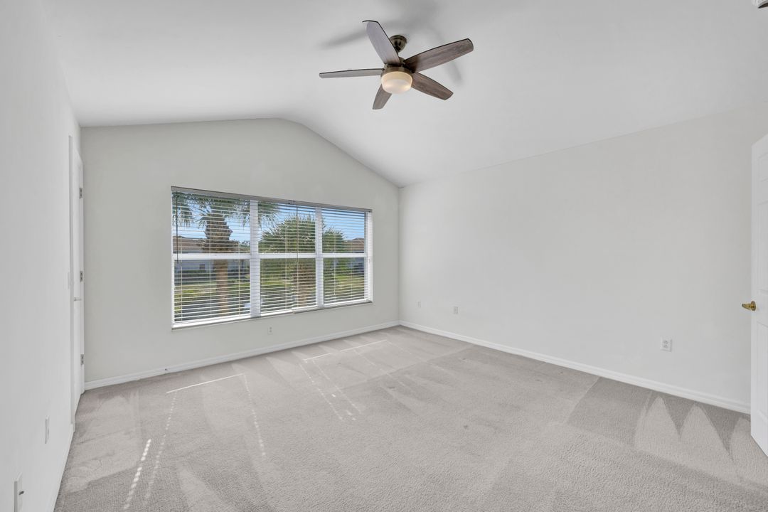1088 Oxford Ln #48, Naples, FL 34105