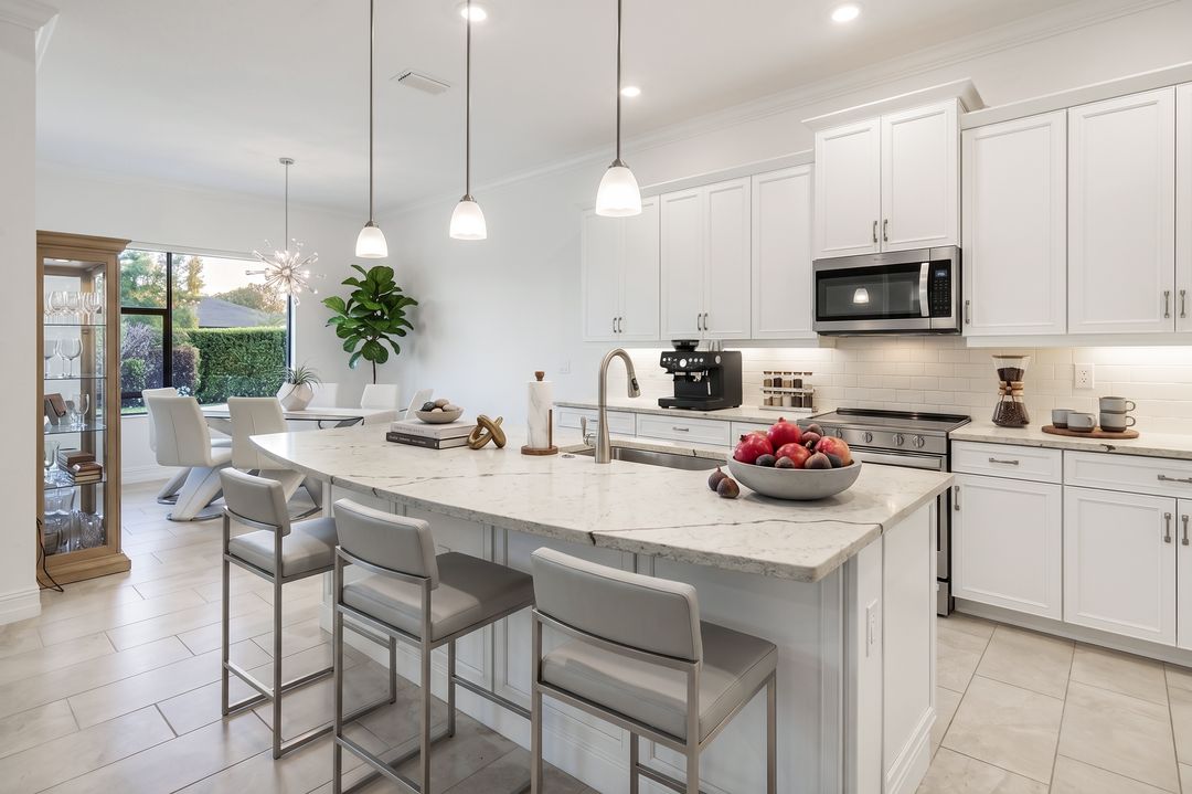 28105 Captiva Shell Lp, Bonita Springs, FL 34135