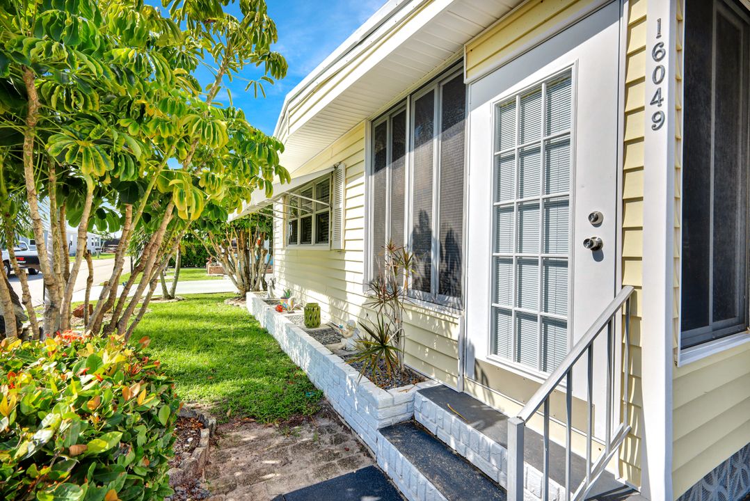 16049 Hibiscus Way, North Fort Myers, FL 33903