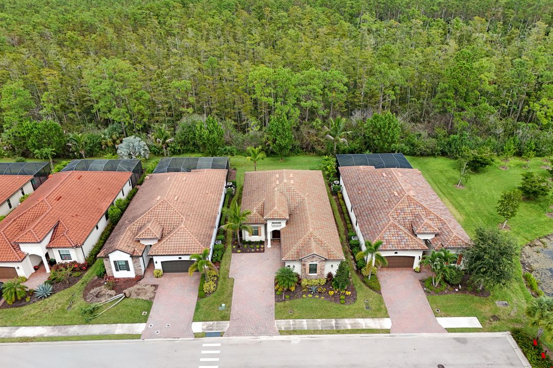 17450 Galway Run, Bonita Springs, FL 34135