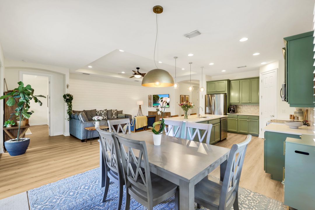 16357 Aberdeen Wy, Naples, FL 34110