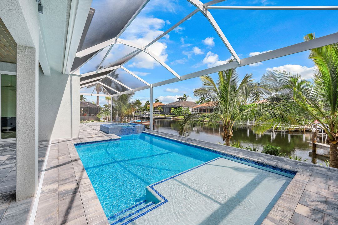 21 Algonquin Ct, Marco Island, FL 34145